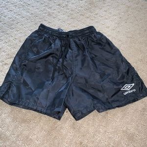 2 in 1 Mesh Knit Training Soccer Shorts 4-14 Umbro Youth Girls Black//White